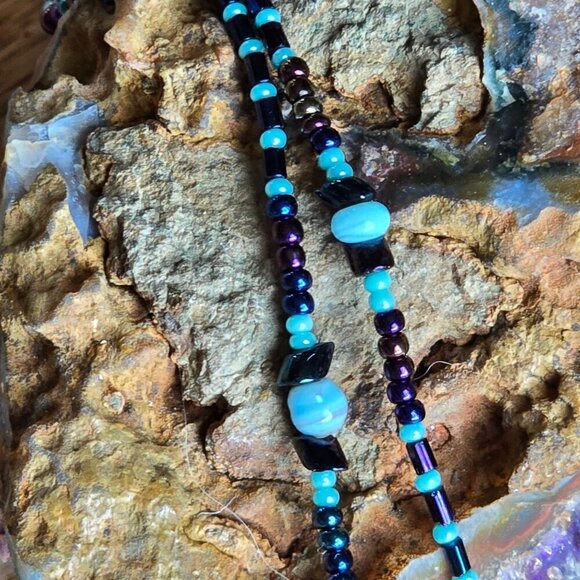 Native American Handcrafted Genuine Turquoise Pendant 28" Necklace Glass AB Bead - Picture 4 of 7